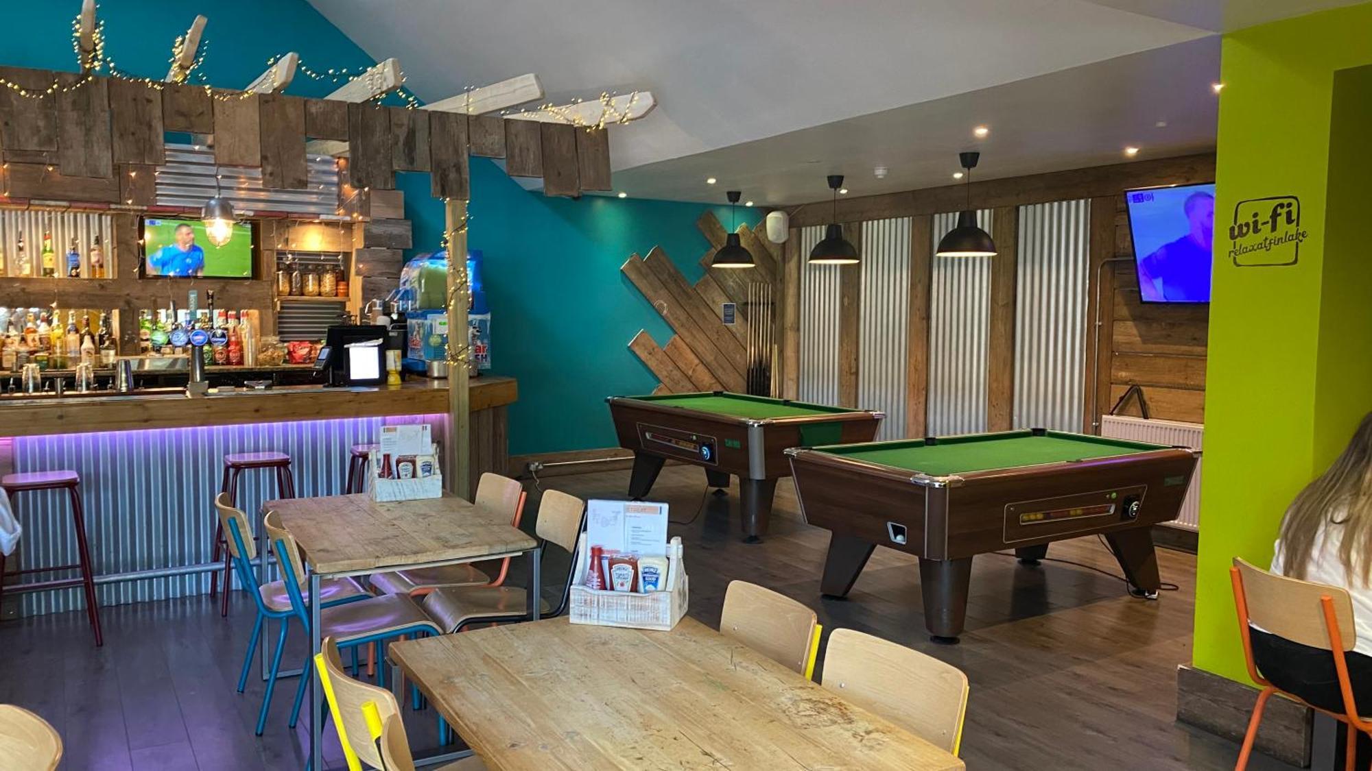 Spacious Primrose Lodge For 6 With Hot Tub At A Spa Resort Chudleigh Екстериор снимка